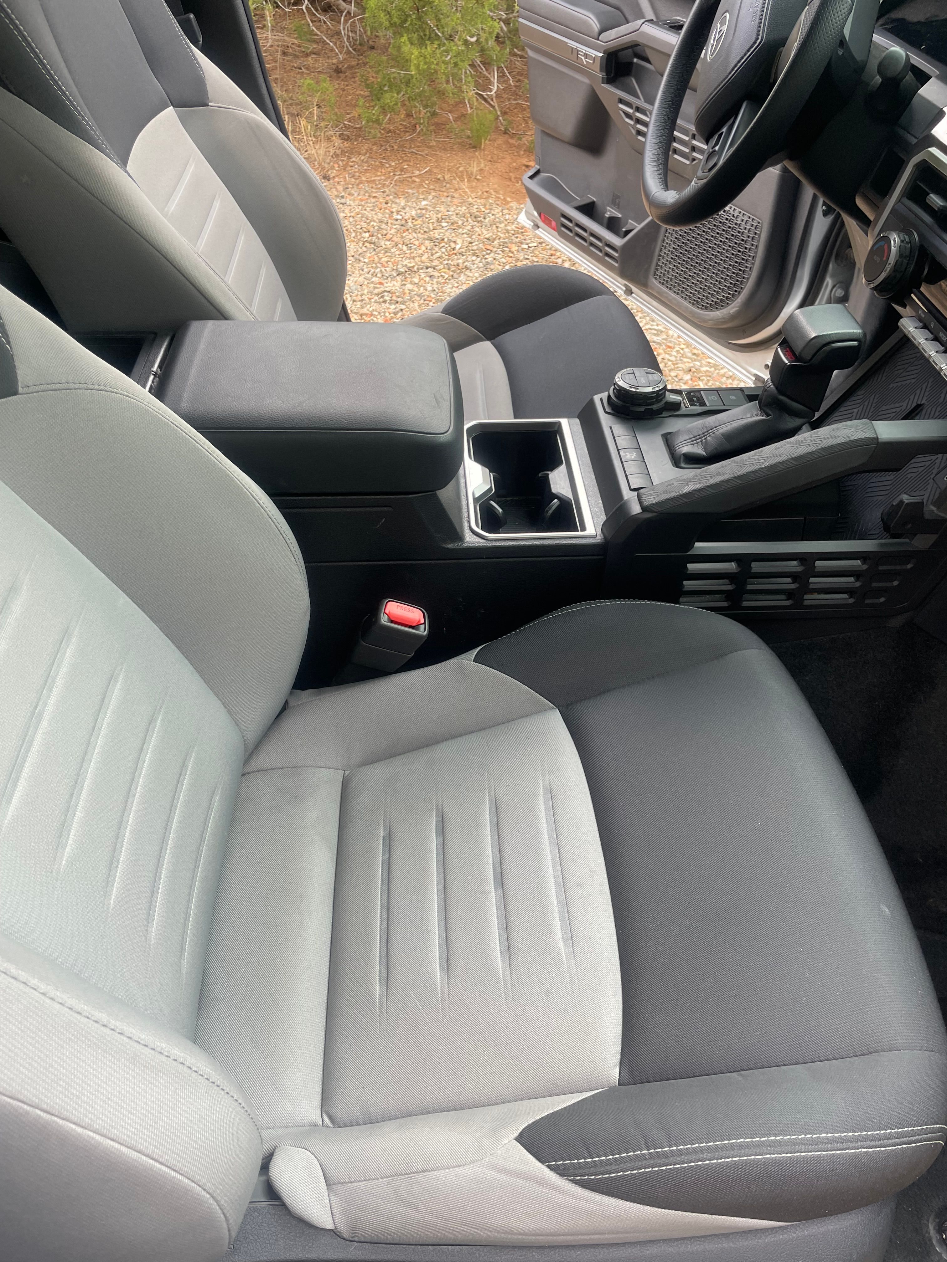Used 2024 Toyota Tacoma TRD Off-Road AWD/4WD image 18