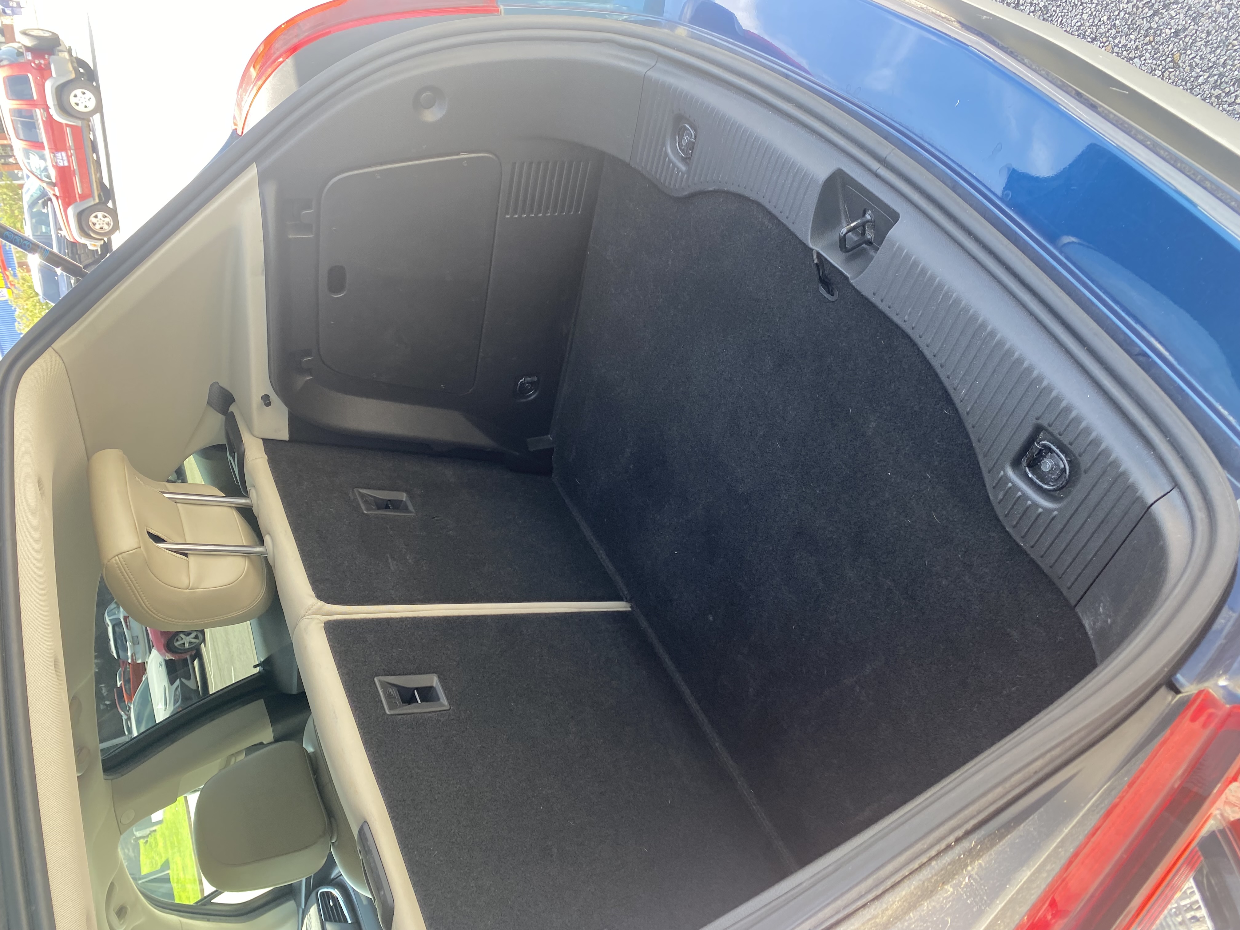 Used 2019 Buick Encore Essence w/ Experience Buick Package FWD image 15