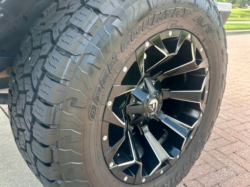 Used 2021 Jeep Wrangler Unlimited Rubicon AWD/4WD image 12