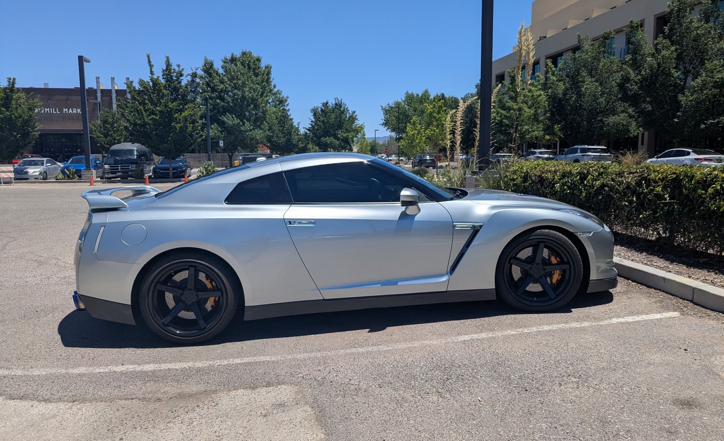 Used 2009 Nissan GT-R Premium AWD/4WD image 30