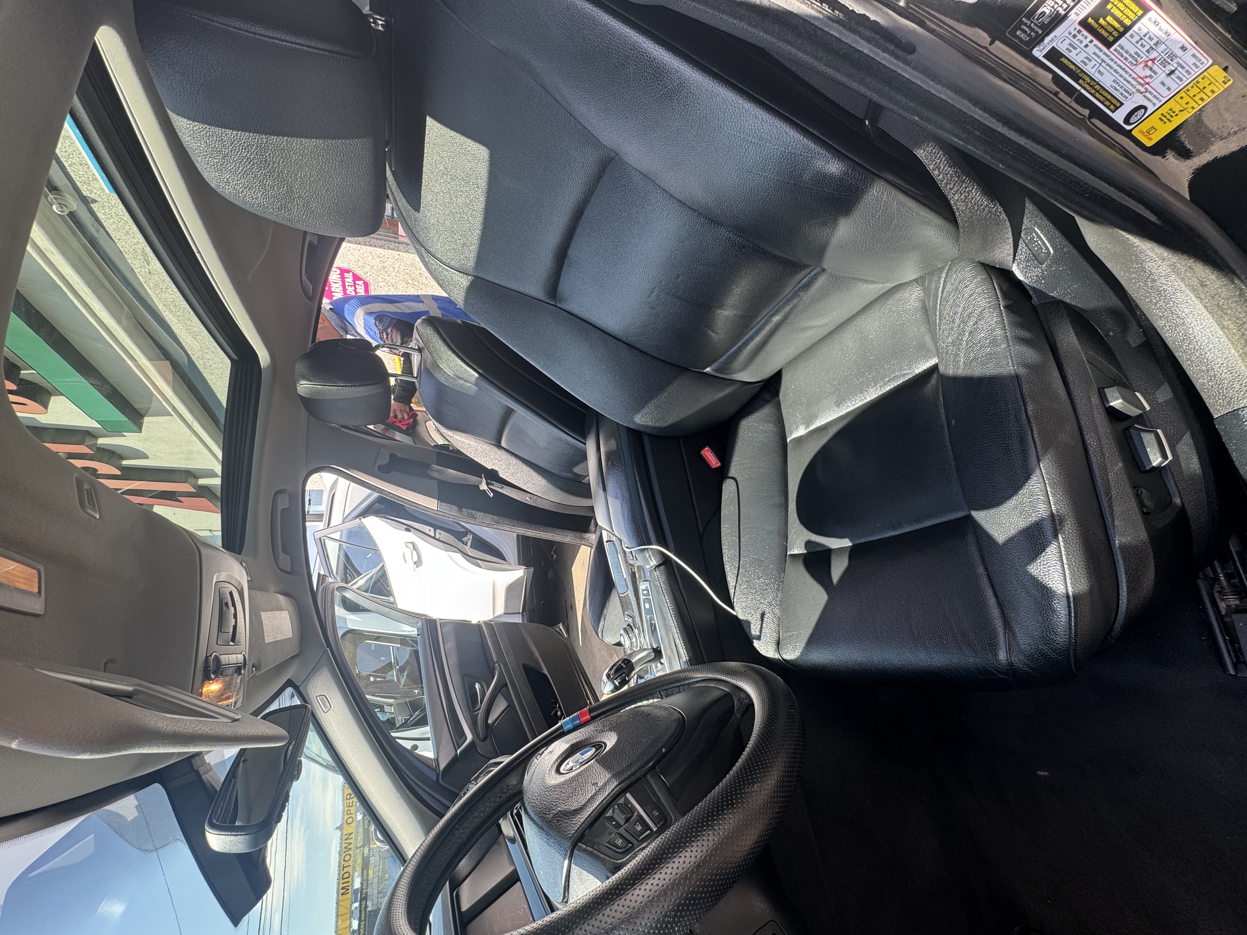 Used 2011 BMW 528i Sedan RWD image 4