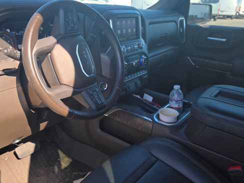 Used 2019 GMC Sierra 1500 Denali w/ Denali Ultimate Package image 4