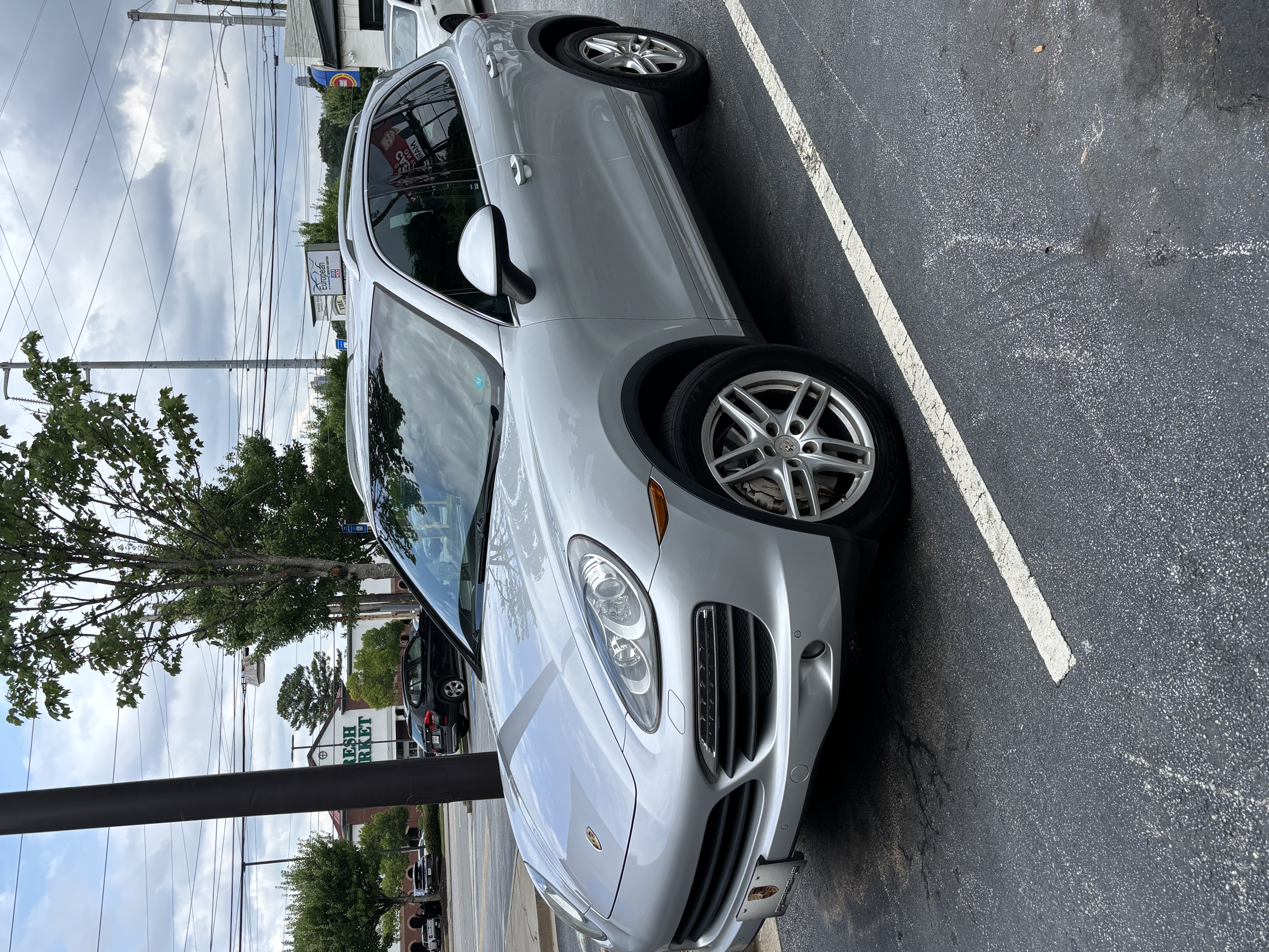 Used 2011 Porsche Cayenne S AWD/4WD image 5