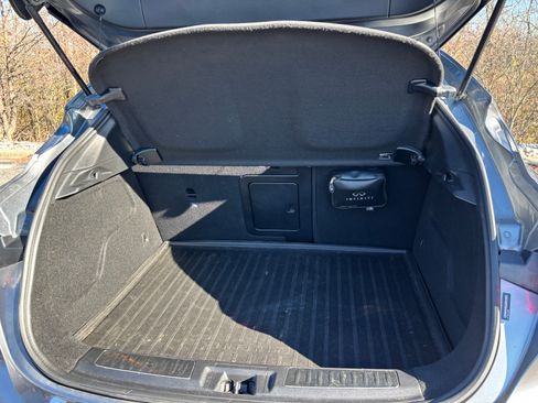 Used 2019 INFINITI QX30 Premium w/ Cargo Package image 9