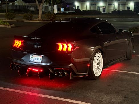 Used 2024 Ford Mustang GT image 4