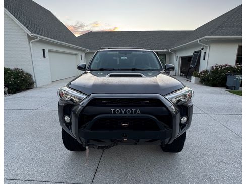 Used 2016 Toyota 4Runner TRD Pro image 11