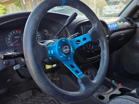 Used 2006 Toyota Tundra Limited image 9