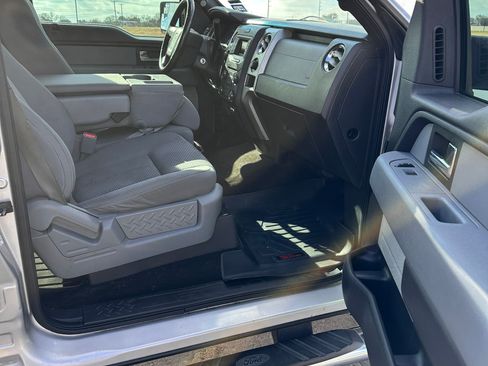 Used 2013 Ford F150 XLT w/ XLT Chrome Pkg image 13