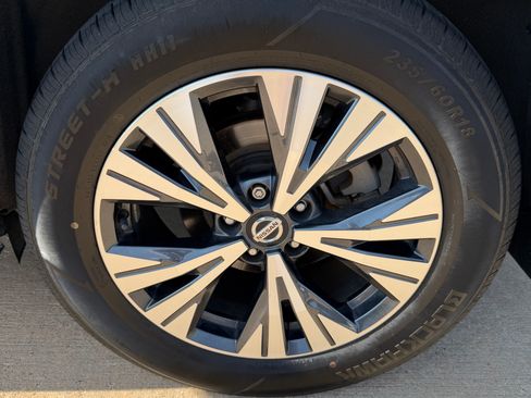 Used 2021 Nissan Rogue SV w/ Premium Package FWD image 26