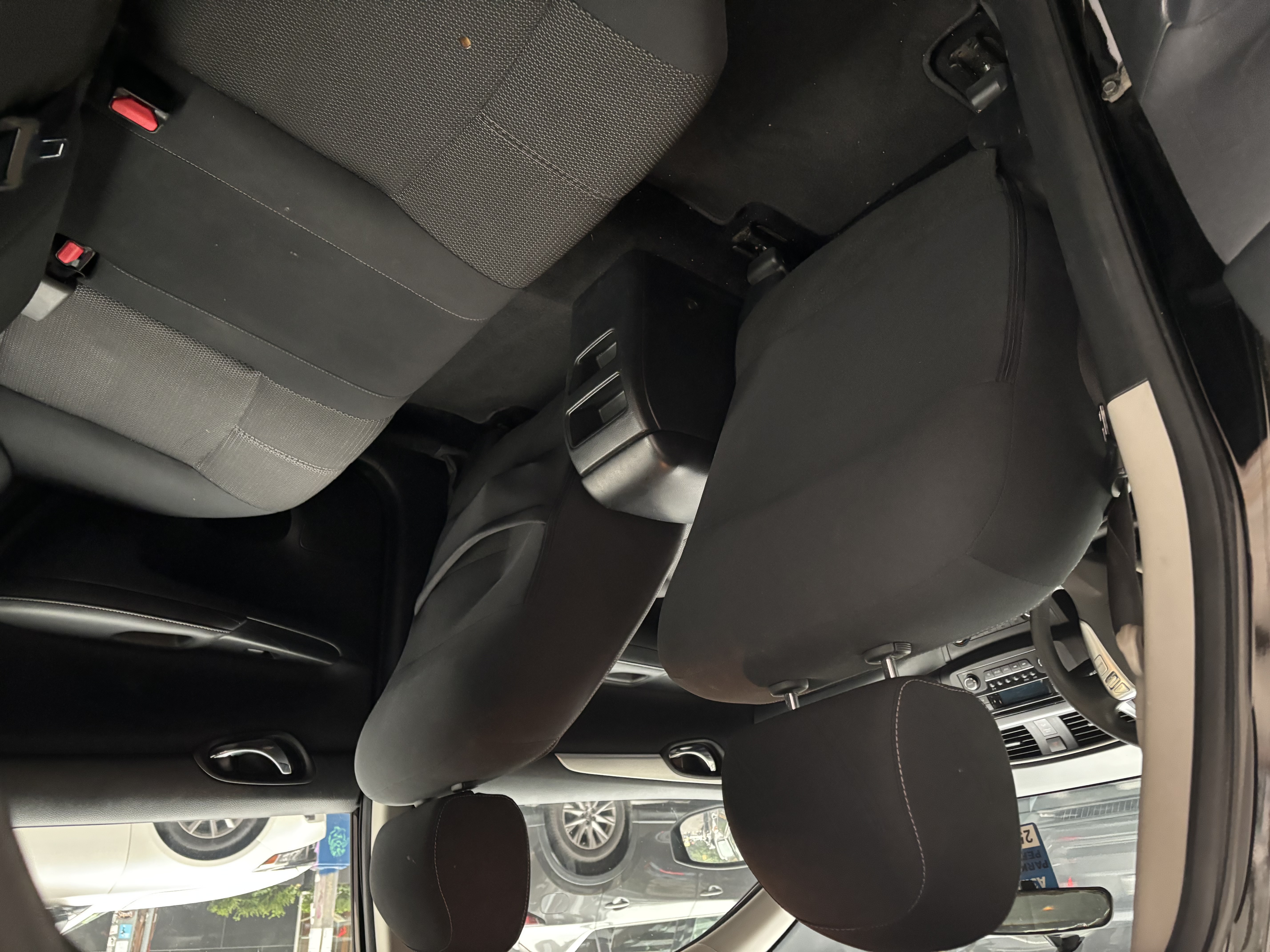 Used 2016 Nissan Sentra S FWD image 6