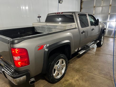 Used 2008 Chevrolet Silverado 2500 LT w/ 1LT Convenience Package image 2