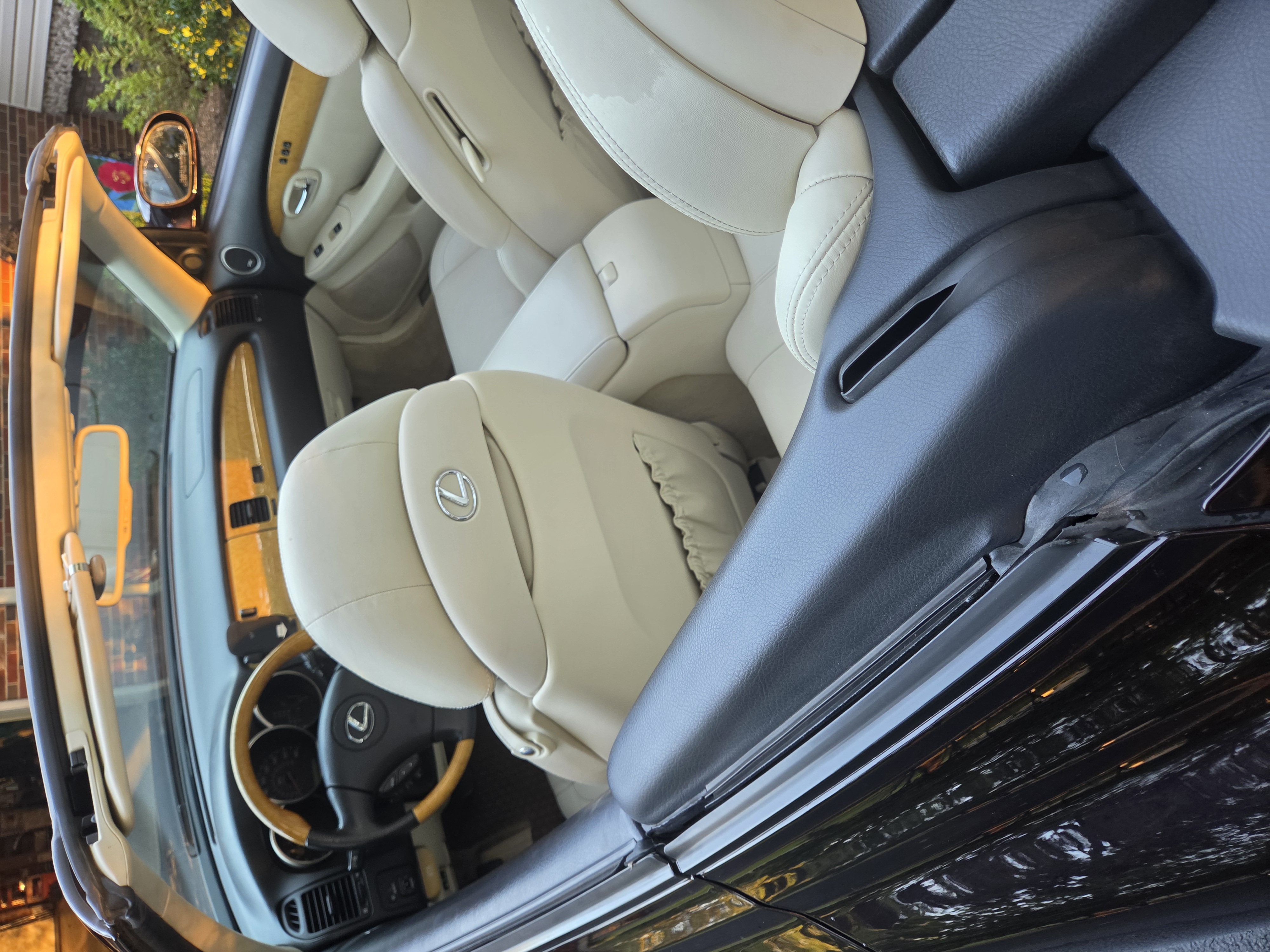 Used 2003 Lexus SC 430 Convertible RWD image 4