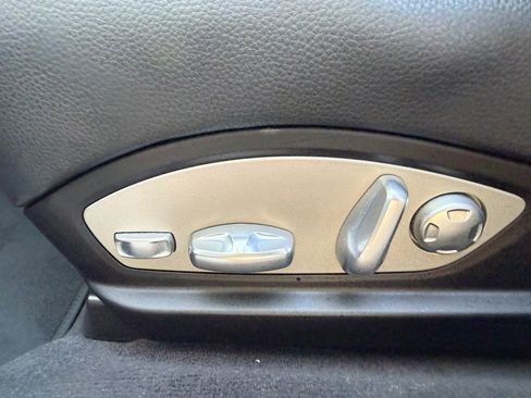 Used 2015 Porsche Panamera S RWD image 17