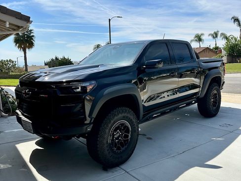 Used 2024 Chevrolet Colorado ZR2 w/ ZR2 Bison Edition image 5