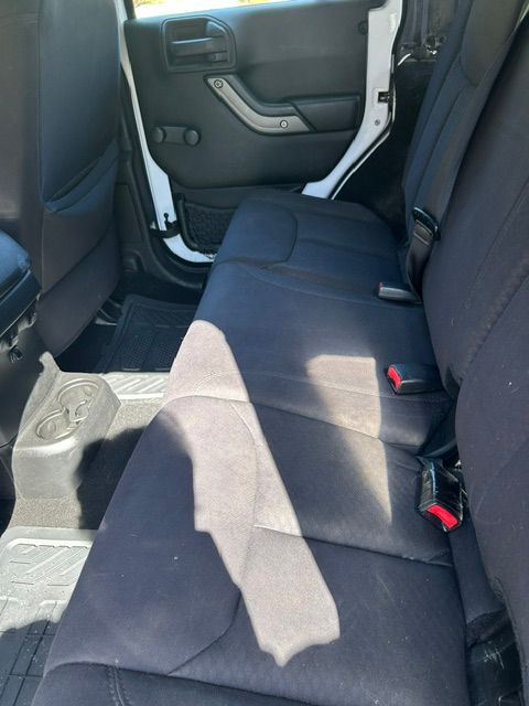 Used 2013 Jeep Wrangler Unlimited Sport w/ Connectivity Group AWD/4WD image 18