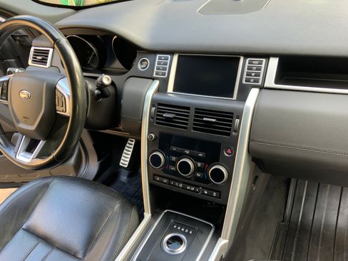 Used 2017 Land Rover Discovery Sport HSE image 30