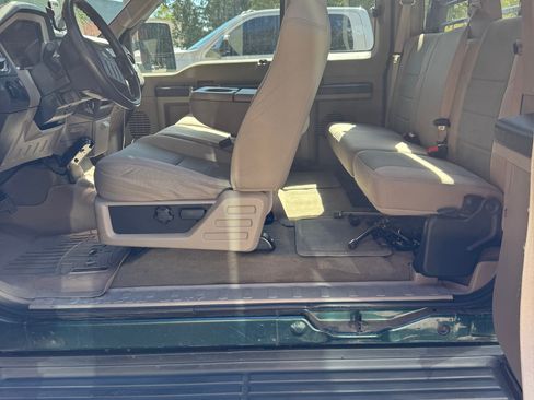 Used 2008 Ford F350 XLT image 9