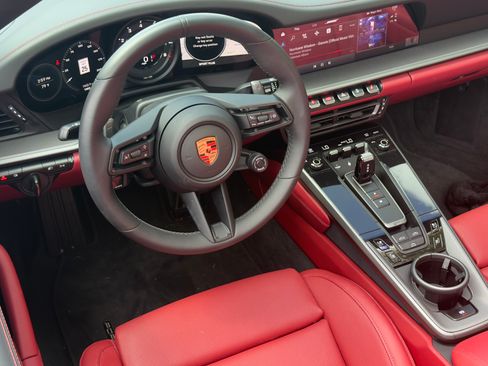 Used 2024 Porsche 911 Carrera S RWD image 6