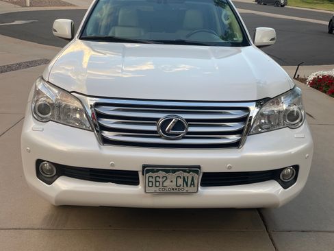 Used 2012 Lexus GX 460 Premium AWD/4WD image 2
