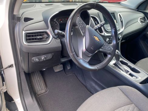 Used 2019 Chevrolet Equinox LT FWD image 10