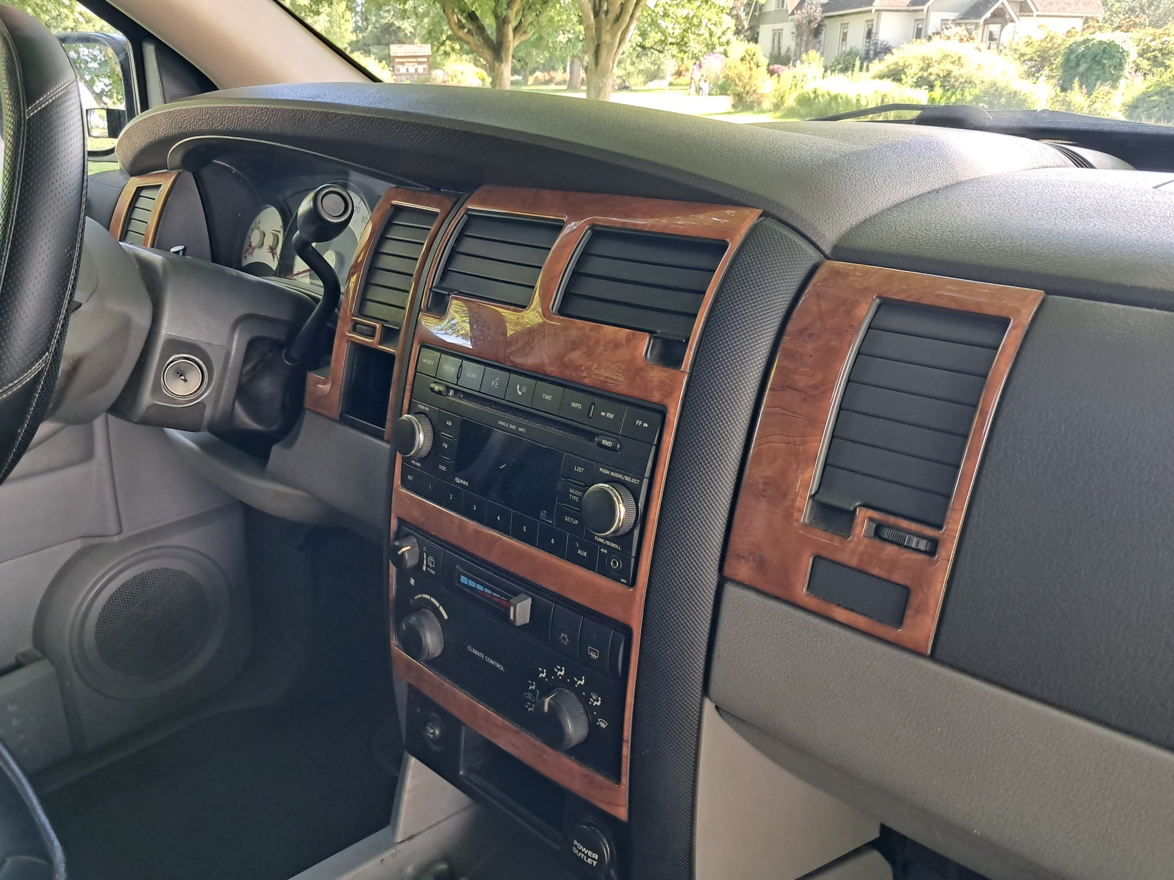Used 2008 Dodge Durango SXT RWD image 19