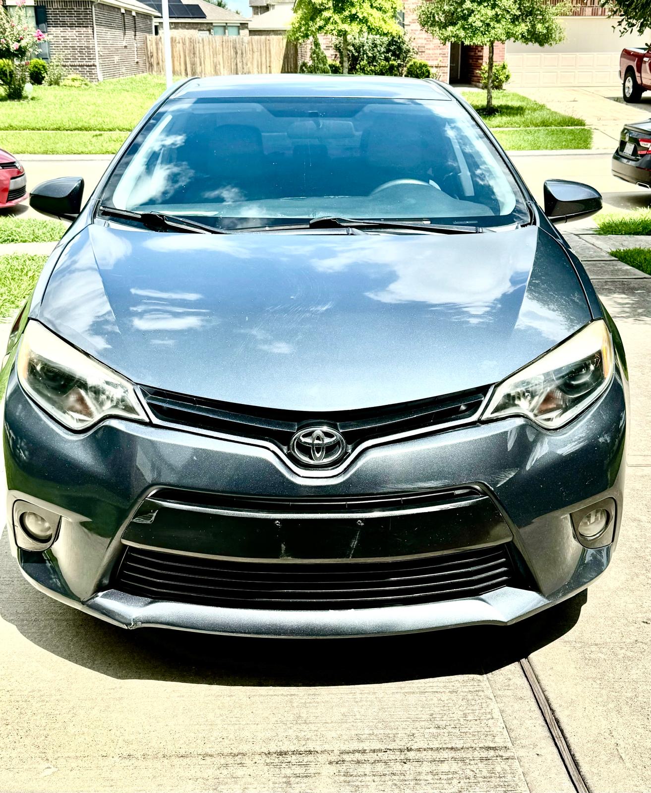 Used 2016 Toyota Corolla LE FWD image 1