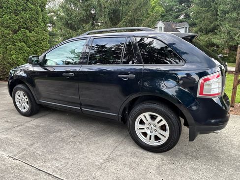 Used 2010 Ford Edge SE FWD image 4