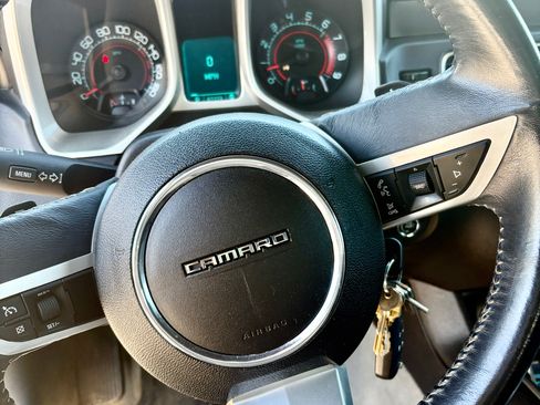 Used 2011 Chevrolet Camaro SS image 4