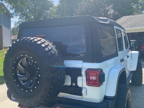 Used 2020 Jeep Wrangler Unlimited Rubicon w/ Quick Order Package 28Y Recon AWD/4WD image 5