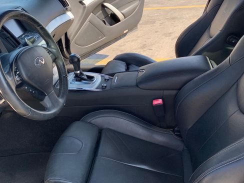 Used 2013 INFINITI G37 Journey w/ Premium Pkg image 15