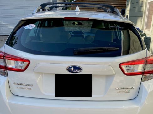 Used 2017 Subaru Impreza 2.0i Premium image 2