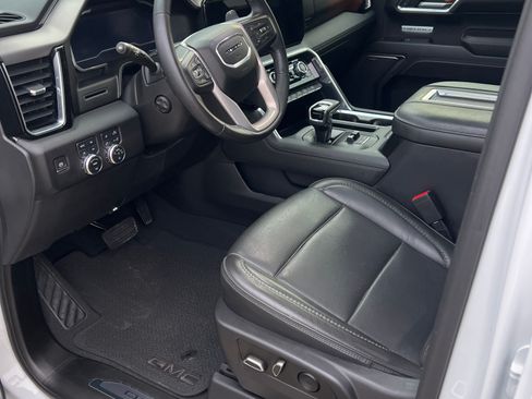 Used 2022 GMC Sierra 1500 Denali image 5