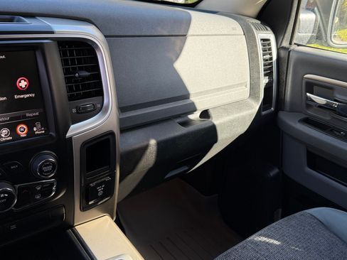 Used 2014 RAM 1500 Big Horn image 12