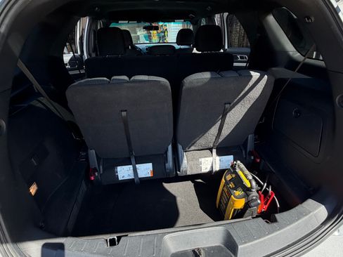 Used 2016 Ford Explorer XLT w/ Equipment Group 201A image 12