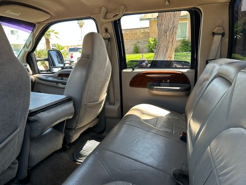 Used 2000 Ford F250 4x4 Crew Cab Super Duty image 2