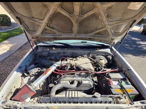 Used 2002 Toyota Tacoma PreRunner image 9