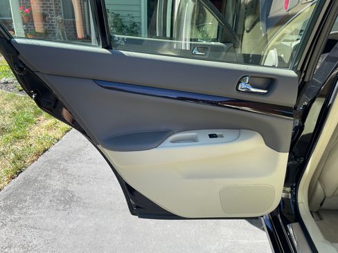 Used 2012 INFINITI G37 x Sedan w/ Premium Pkg image 20