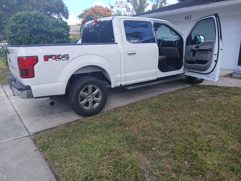 Used 2019 Ford F150 XLT w/ Equipment Group 302A Luxury image 12