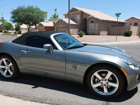 Used 2007 Pontiac Solstice GXP w/ Premium Package RWD image 15