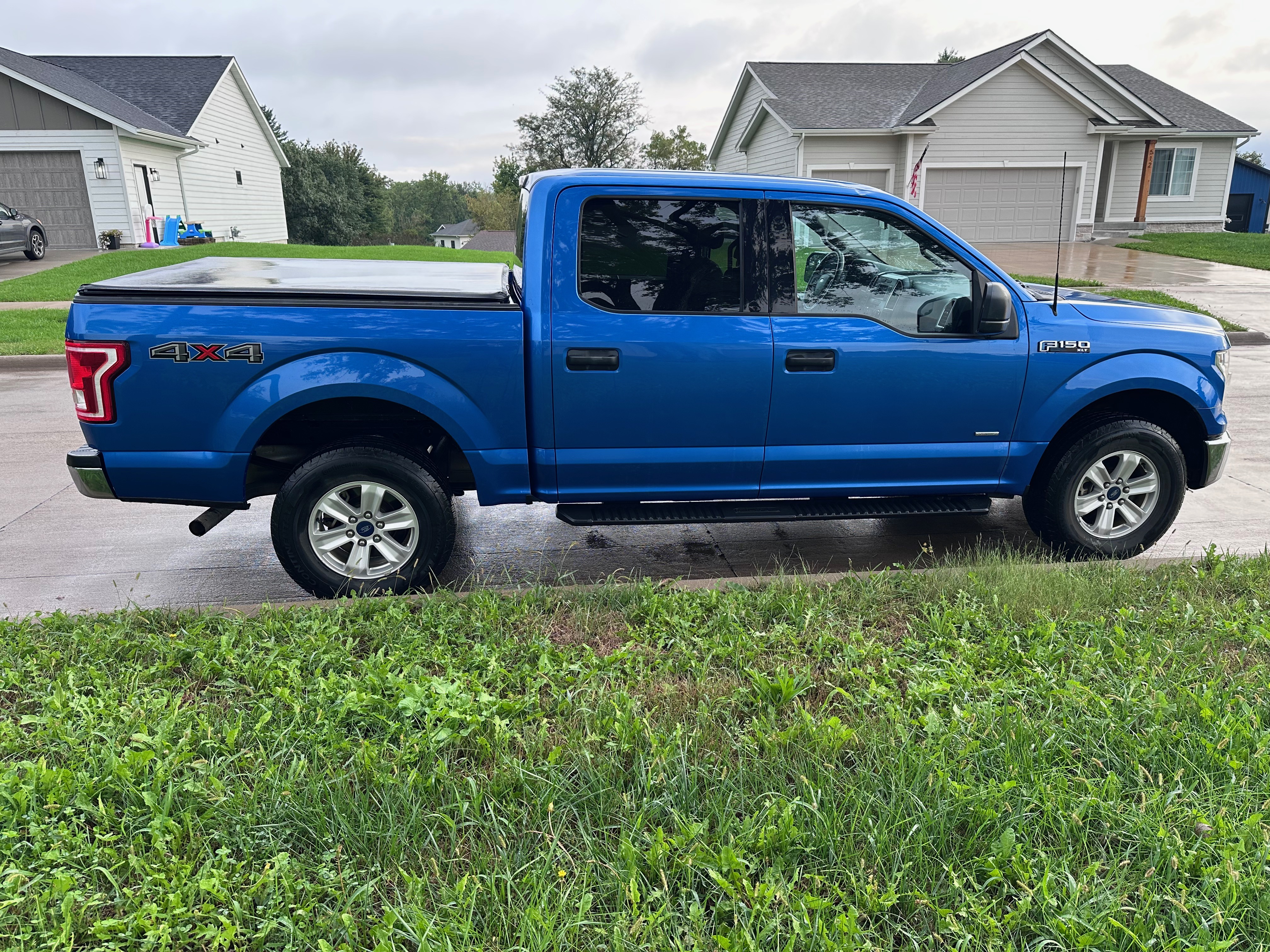 Used 2015 Ford F150 XLT AWD/4WD image 5
