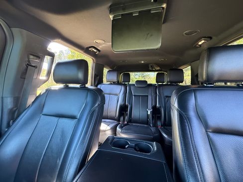 Used 2019 Ford Expedition XLT w/ Equipment Group 202A image 19