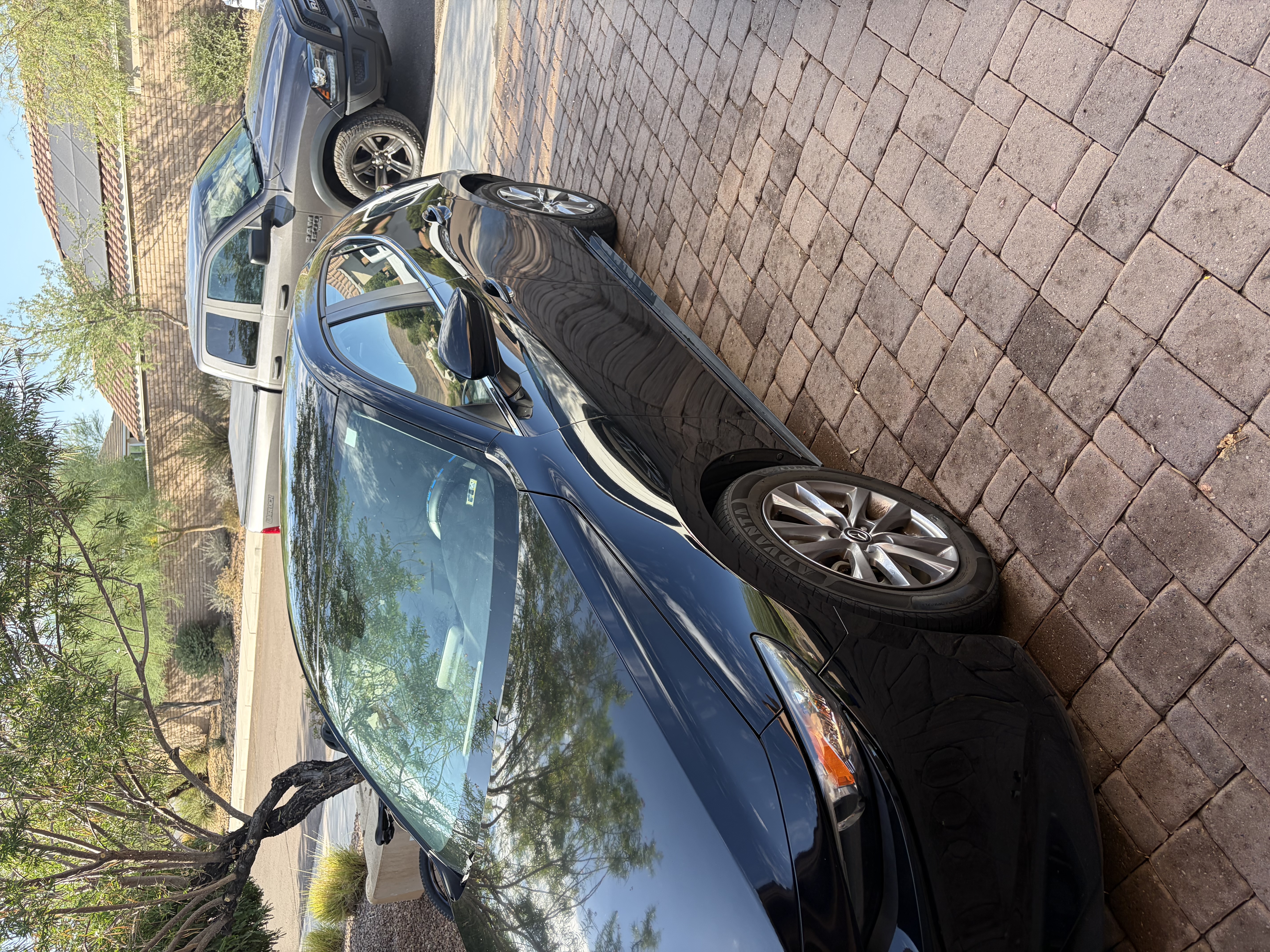 Used 2021 MAZDA MAZDA3 s FWD image 4