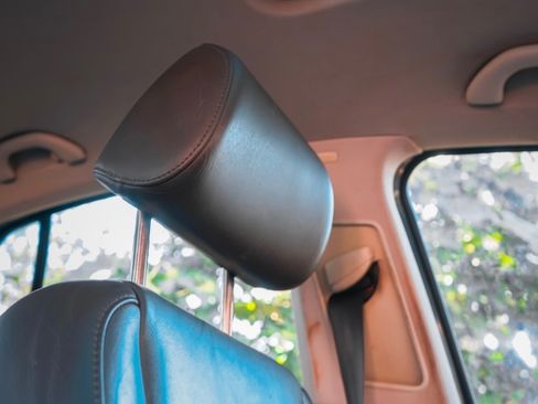 Used 2005 Volkswagen Jetta 2.5 image 15