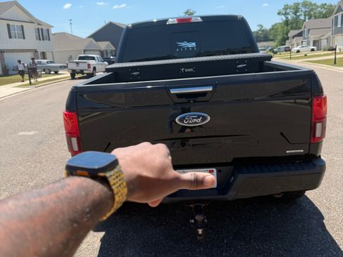 Used 2018 Ford F150 Lariat AWD/4WD image 2