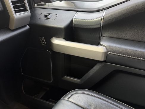 Used 2020 Ford F150 Lariat w/ Equipment Group 502A Luxury image 25