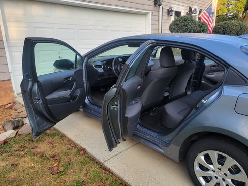 Used 2024 Toyota Corolla LE image 13