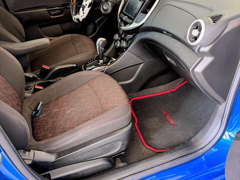 Used 2017 Chevrolet Sonic LT image 5