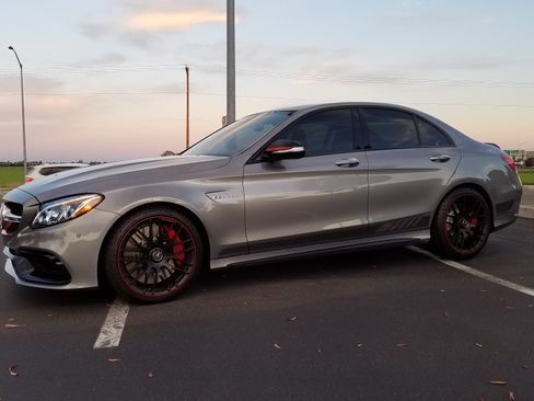 Used 2015 Mercedes-Benz C 63 AMG S image 2