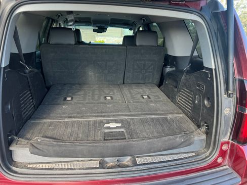 Used 2018 Chevrolet Tahoe LT w/ Luxury Package AWD/4WD image 9