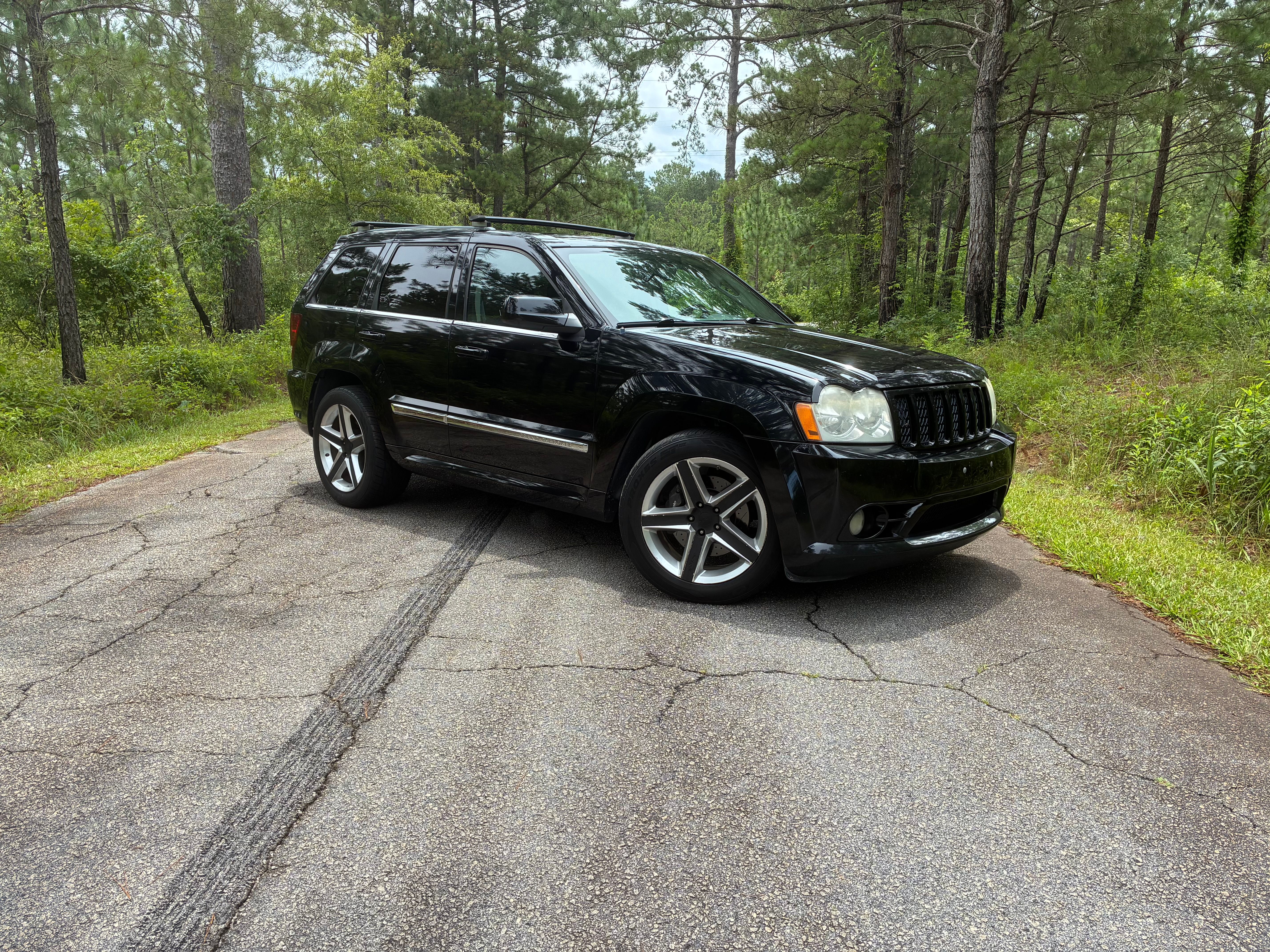 Used 2007 Jeep Grand Cherokee SRT8 w/ SRT Option Group I AWD/4WD image 14
